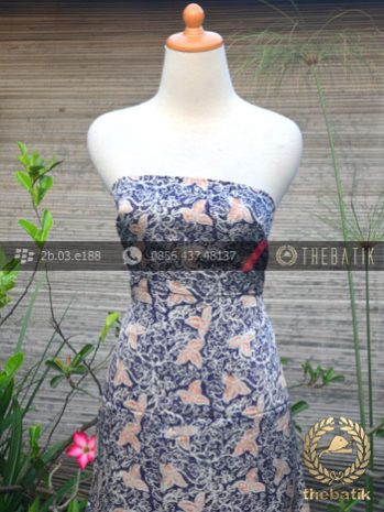 Kain Batik Sutera Motif Floral Biru Dongker