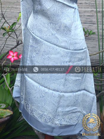 Bahan Baju Batik Sutera Floral Abu-Abu