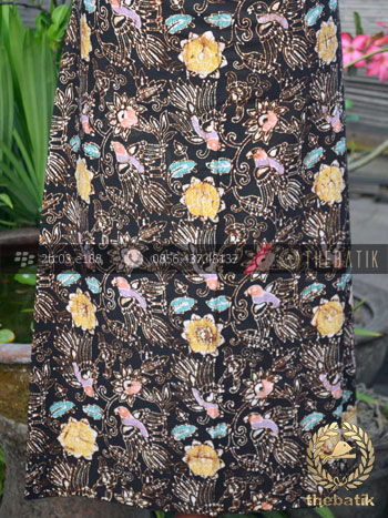Bahan Batik Remukan Coletan Burung Floral Hitam