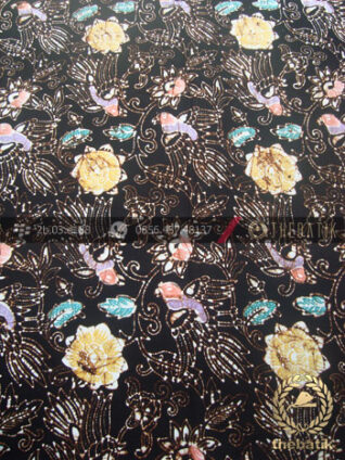 Bahan Batik Remukan Coletan Burung Floral Hitam