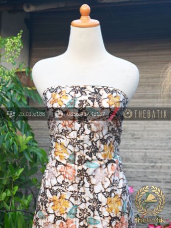 Bahan Batik Remukan Coletan Floral Bunga Latar Putih