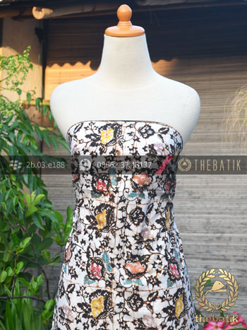 Kain Batik Remukan Coletan Floral Kembang Latar Putih