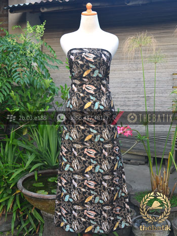 Kain Batik Remukan Coletan Kembang Kanthil Hitam