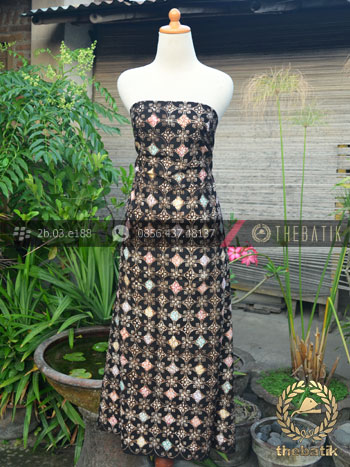 Bahan Batik Remukan Coletan Kawung Beton Latar Hitam