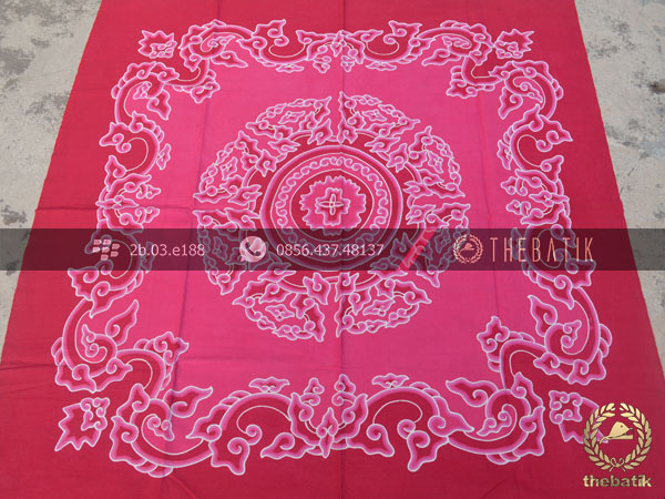 Kain Batik Wall Hanging Megamendung Pink