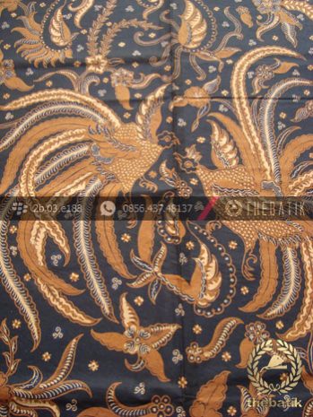 Kain Batik Solo Klasik Motif Peksi Latar Hitam Soga Genes