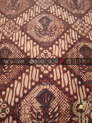 Kain Batik Lawasan Klasik Motif Gurdo Sisik