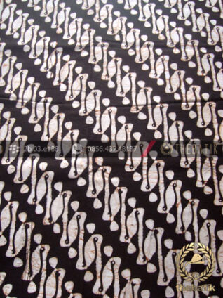 Kain Batik Klasik Jogja Motif Parang Rusak Latar Hitam