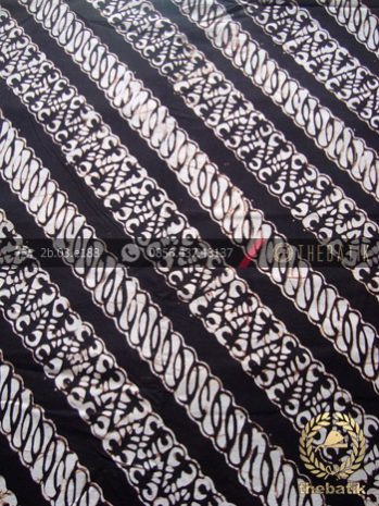 Kain Batik Klasik Jogja Motif Parang Seling Latar Hitam
