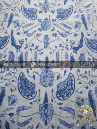 Batik Tulis Pewarna Alami Sri Kuncoro Latar Putih Indigo