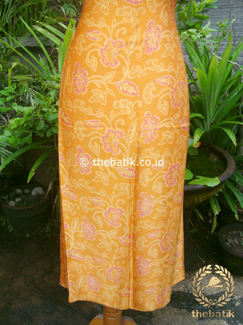 Bahan Baju Batik Sutera Motif Floral Kuning Cerah