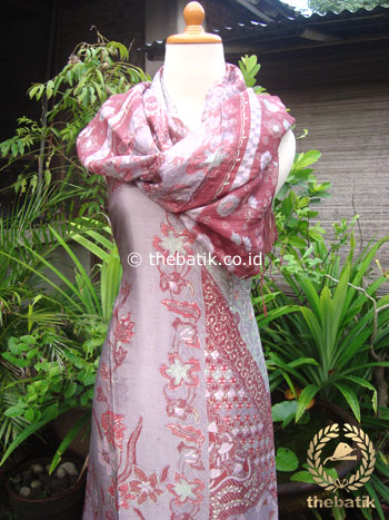 Sarung Selendang Batik Tulis Sutera Ungu Pastel