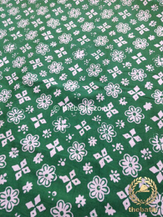 Bahan Kain Batik Kelengan Ceplok Bintang Hijau