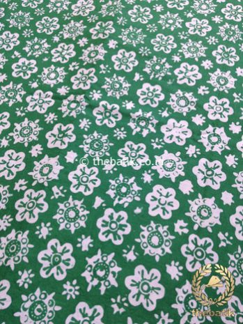 Bahan Kain Batik Kelengan Ceplok Kembang Hijau