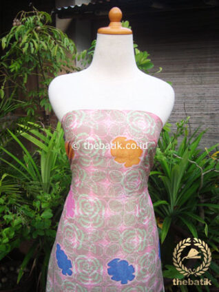 Kain Batik Katun Jepang Motif Bunga Rose Pink Coletan