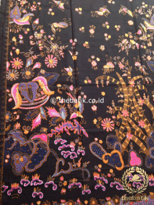 Kain Batik Tulis Motif Boketan Abstrak Pink Latar Hitam