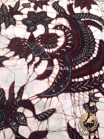 Kain Batik Tulis Motif Burung Latar Putih