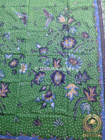 Kain Batik Tulis Motif Floral Biru Latar Hijau