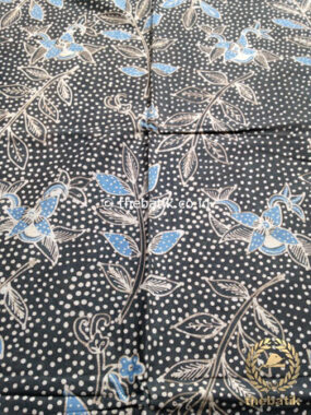 Kain Batik Tulis Warna Alam Indigo Floral Titik Biru