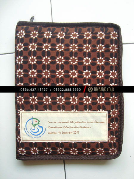 Souvenir Seminar Kit Buku Binder Batik Klasik
