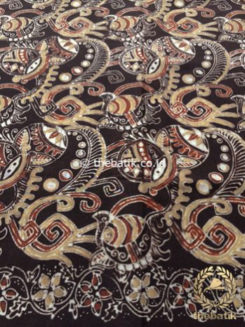 Bahan Kain Baju Batik Warna Alam Motif Ikan Kontemporer