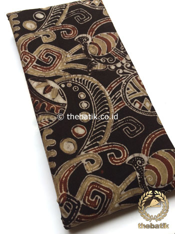 Bahan Kain Baju Batik Warna Alam Motif Ikan Kontemporer