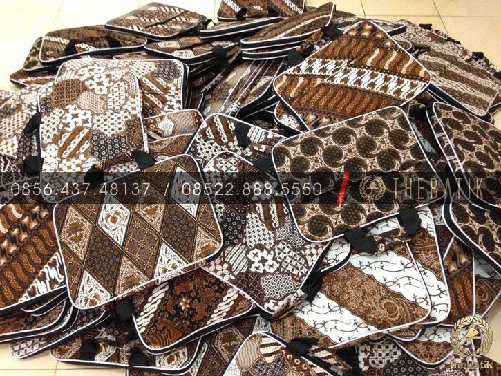Souvenir Tas Laptop Softcase Batik Jogja Murah
