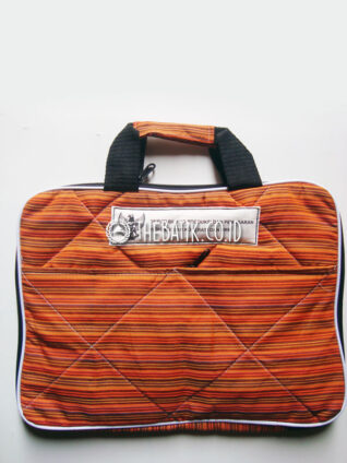Souvenir Tas Laptop Softcase Lurik Etnik Murah