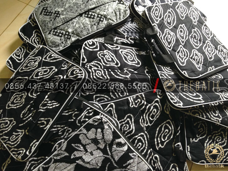 Souvenir Tas Laptop Softcase Batik Jogja Murah