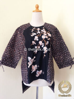 Model Baju Batik Wanita – Blus Sogan Batik Bordir Modern