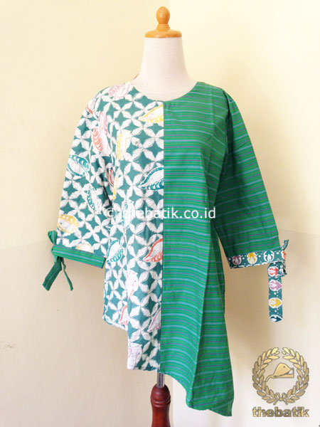 Jual Model Baju Batik Modern Wanita – Blus Lurik Batik Hijau | THEBATIK