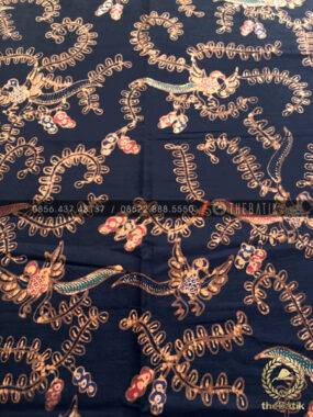 Bahan Baju Batik – Kain Batik Tulis Motif Daun Sulur Latar Hitam