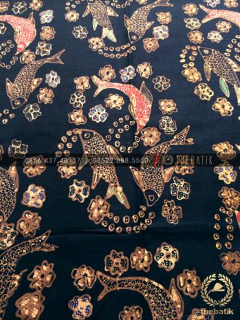 Bahan Baju Batik – Kain Batik Tulis Motif 3 Ikan Latar Hitam