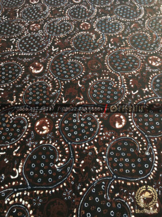 Kain Batik Tulis Jogja Motif Keong Latar Hitam