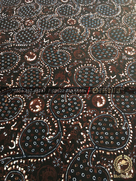 Kain Batik Tulis Jogja Motif Keong Latar Hitam