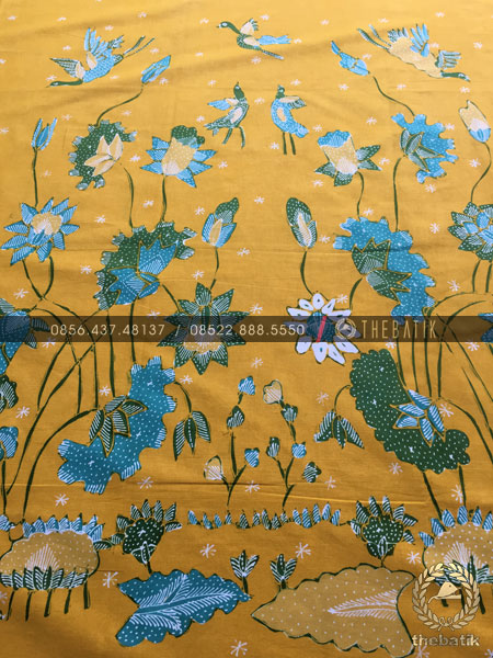 Kain Batik Tulis Buketan Floral Kuning