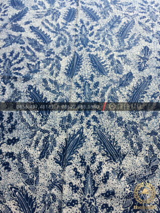 Kain Batik Tulis Warna Alam Pakis Haji Latar Putih