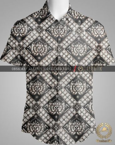 Model Baju Kemeja Seragam Batik Kantor / Keluarga Motif Klasik-7