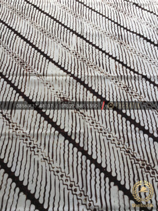 Kain Batik Jogja Lawasan Motif Parang Srimpi