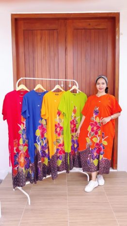 Daster Batik Jumbo Lengan Pendek Cantik