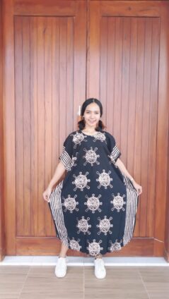 Daster Batik Lowo Hitam Lengan Pendek