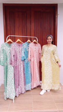 Long Dress Batik Nagita Lengan 3/4