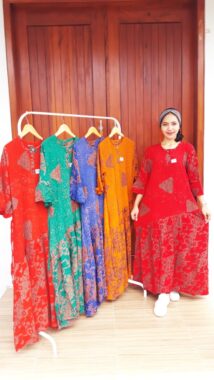 Long Dress Batik Stella Lengan 3/4
