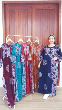 Long Dress Batik Syahrini Lengan 7/8