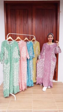 Long Dress Nagita Batik Lengan 3/4