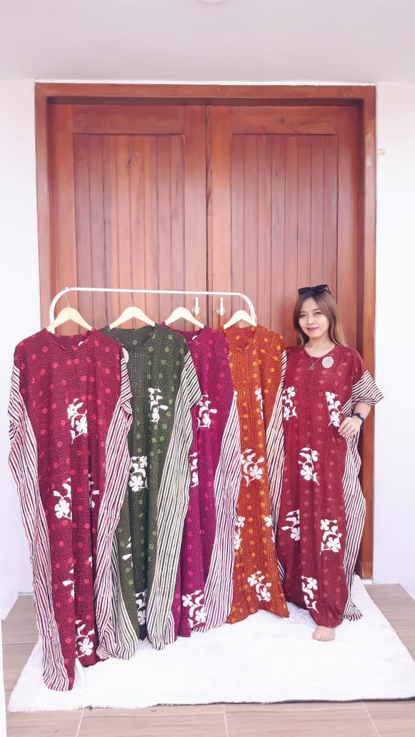 Longdress Batik Lowo Cendana Lengan Pendek