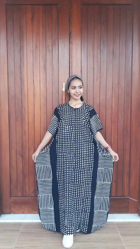 Longdress Lowo Cendana Hitam Lengan Pendek