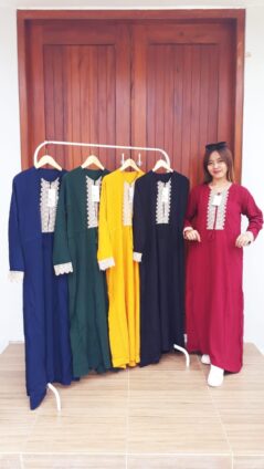 Model Baju Longdress Renda Lengan Panjang