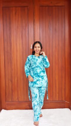 Setelan Celana Panjang Batik Jumputan Modern