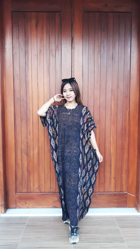 Long Dress Batik Cendana Halus Hitam
